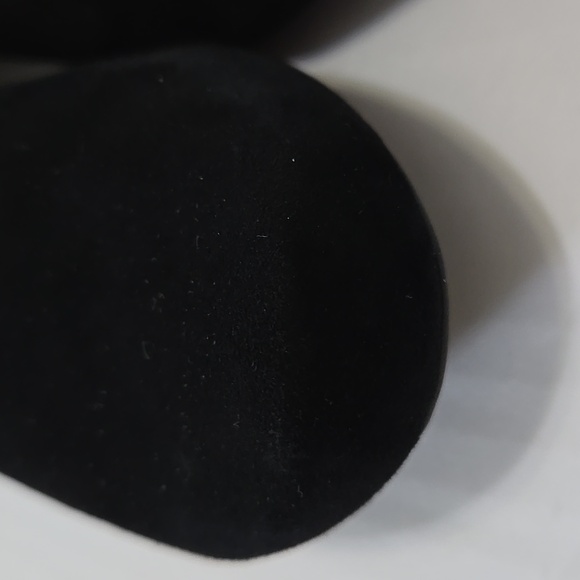 Clarks Soft Cushion Collection Black Suede Women's Heels. NEW! - Picture 5 of 9